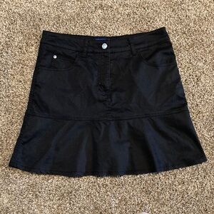 Daily Sports Black Mini Skirt with Flared Hem